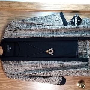 - R&M Richards, made in the USA office, professional, academia, churchy,